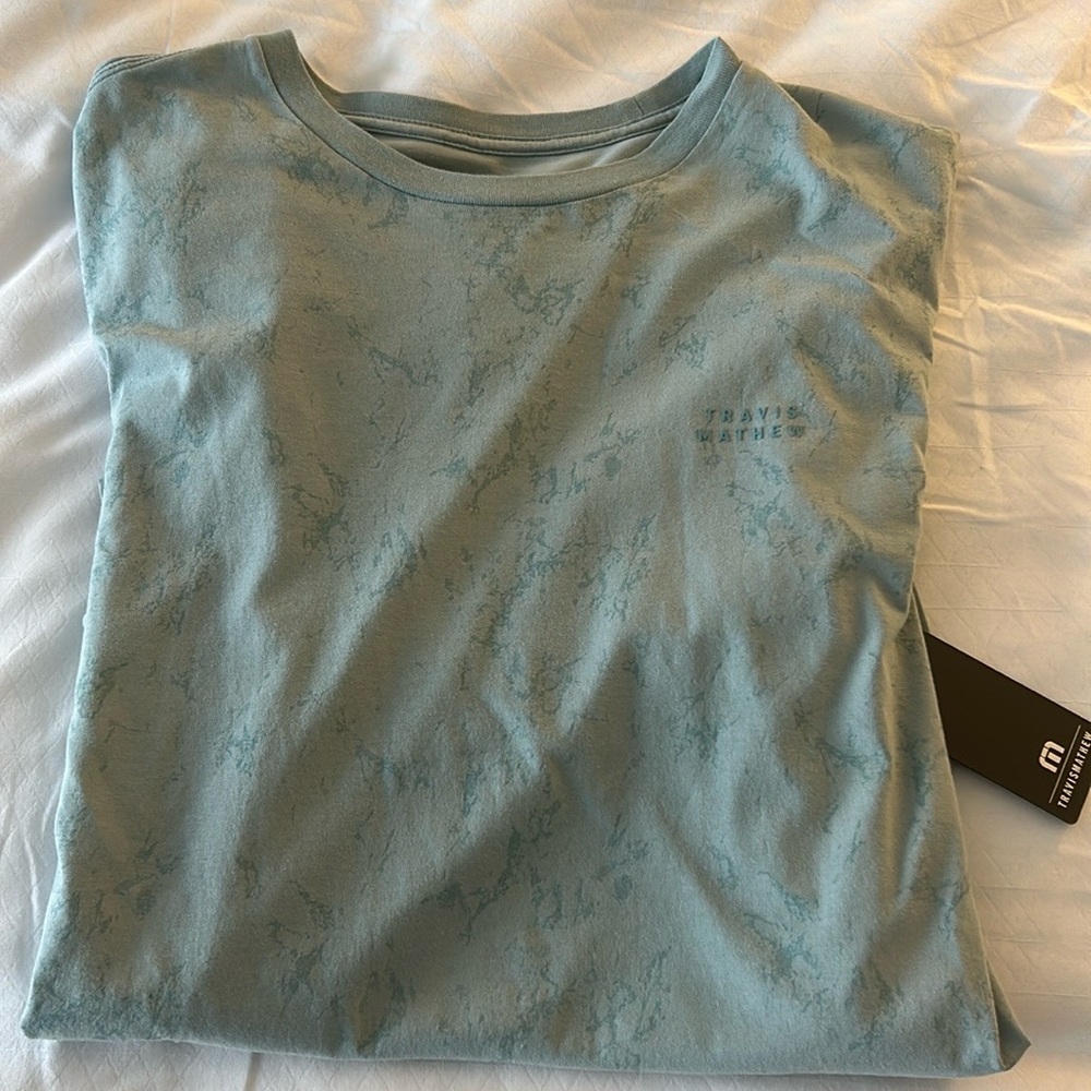 Travis Mathew Long- Sleeved Shirt